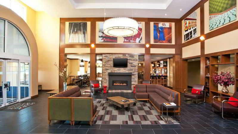 Four Points By Sheraton Louisville Airport Bagian luar foto